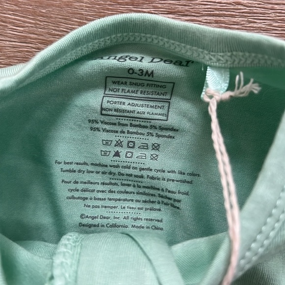Angel Dear light green pistachio bamboo footie sleeper 0-3 3-6 months - Picture 4 of 5